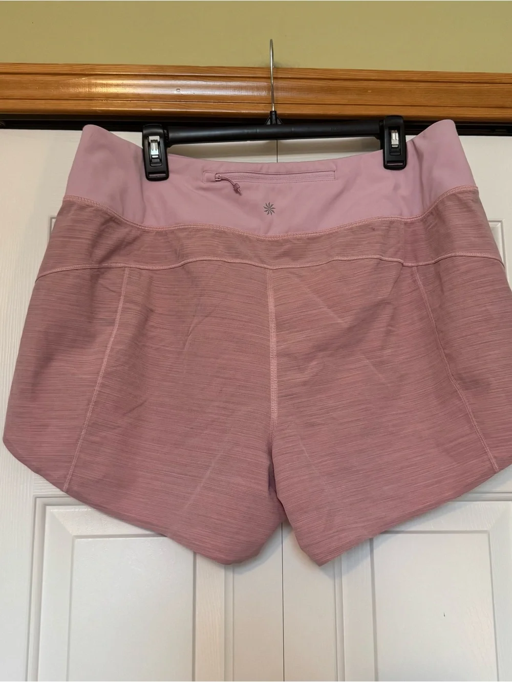 Athleta Pink Textured 3.5